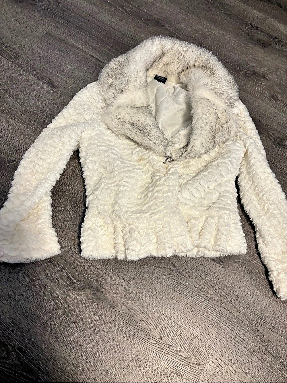 Harley C Women's White Teddy Jacket Like New